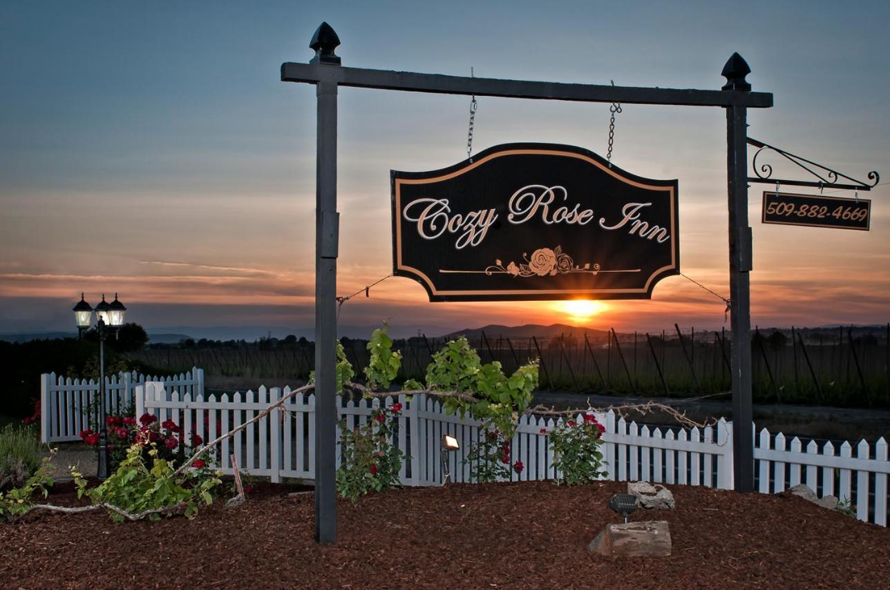 Cozy Rose Inn Prosser Buitenkant foto